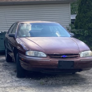 2g1wl52m2v1135970 CHEVROLET Lumina VIN