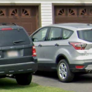 1fmcu0f72huc91915 FORD Escape VIN